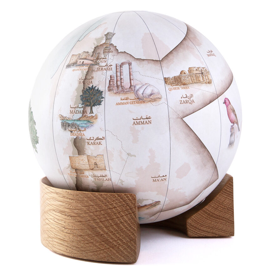 217_Bespoke_Jordan_Map_Illustrated_Natural_Oak_Mini_Curve